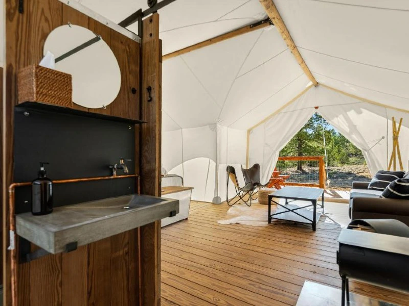 Innenansicht von einem größeren Zelt, Bryce Canyon