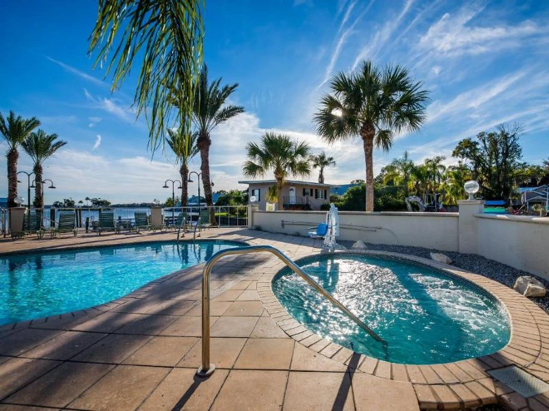 Hotelpool Crystal River