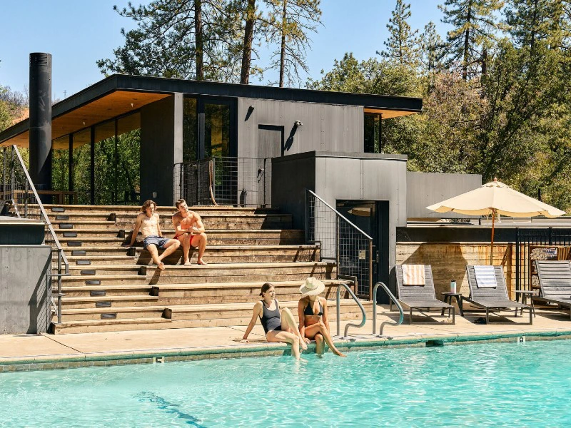Pool beim Airstreamer Campingplatz, Yosemite NP