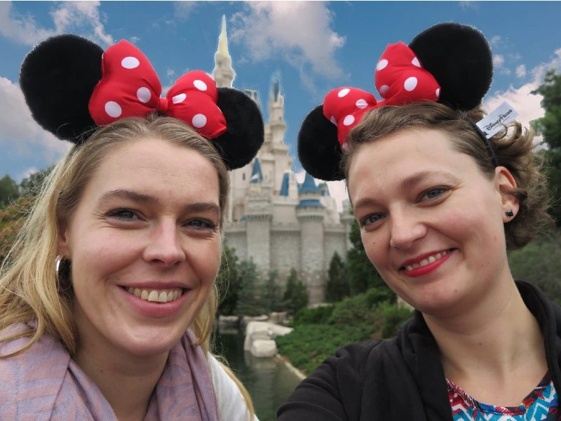 Frauen in Disney World