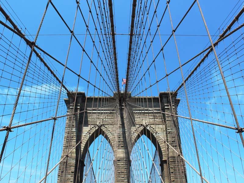 Himmel über der Brooklyn Bridge