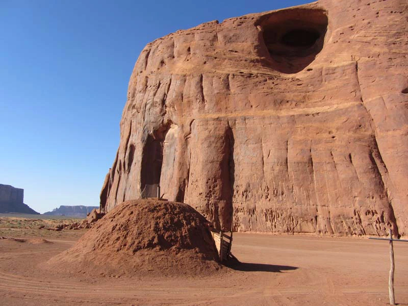 Hogan im Monument Valley