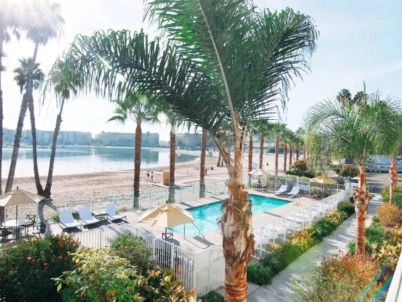 Pool im Hotel Venice Beach