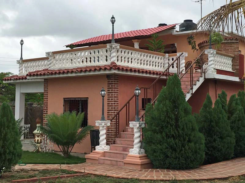 Casa Fassade in Playa Ancon in Kuba