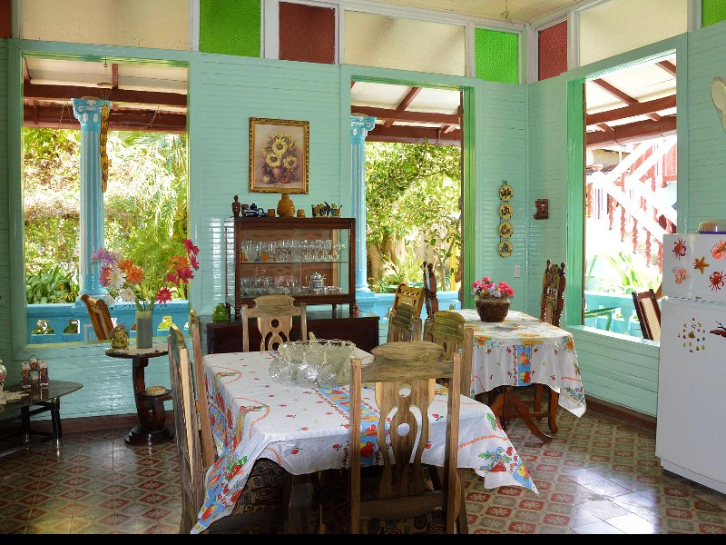Esstisch einer Casa in Baracoa in Kuba