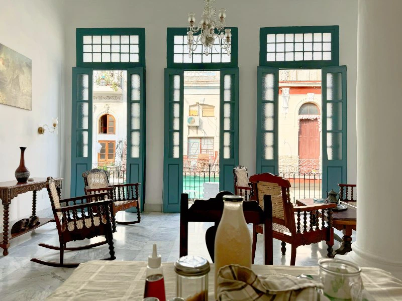 Fruehstueck einer Upgrade Casa in Havanna in Kuba