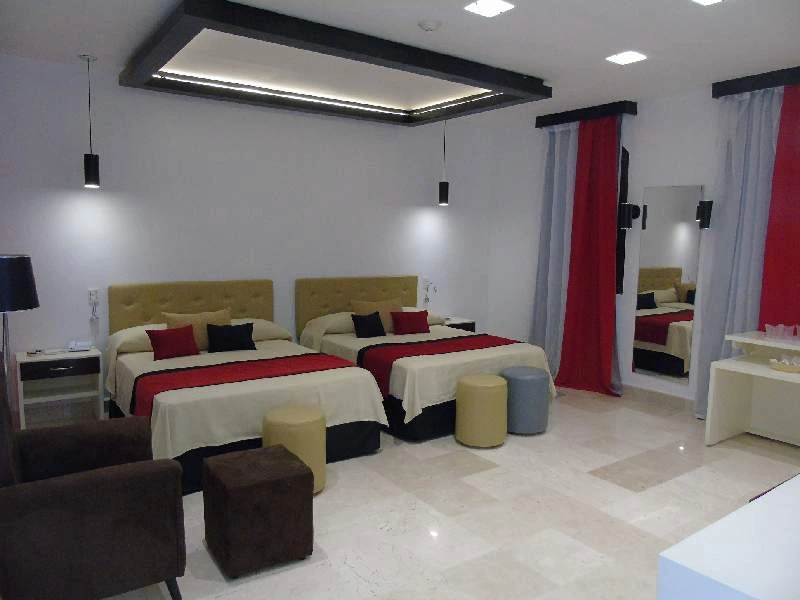 Geraeumiges Zimmer im Hotel in Santa Lucia in Kuba