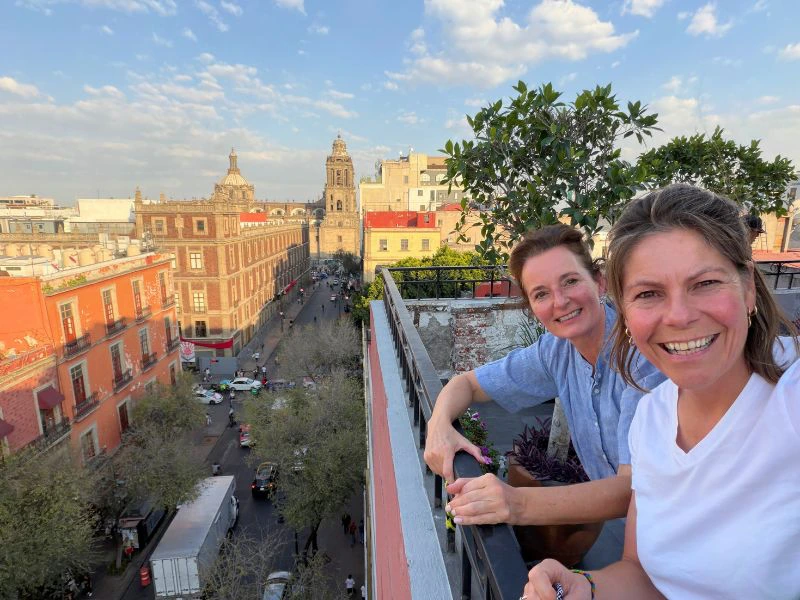 Blick von der Dachterrasse des Hotels in Mexico City