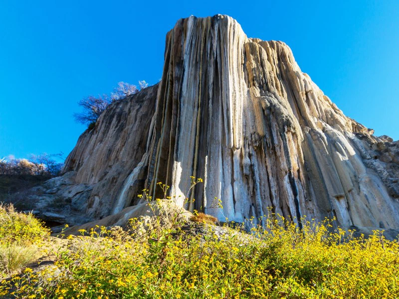 Blick von unten auf Hierve de Agua