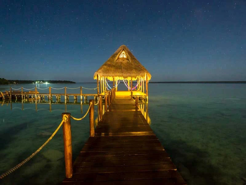 Pier in Bacalar in Mexiko