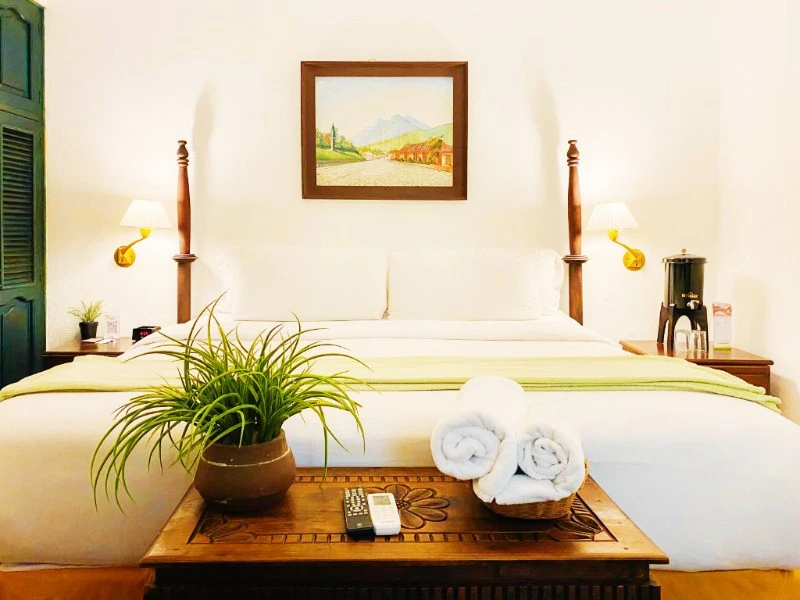 Komfortables Zimmer im Hotel in Antigua