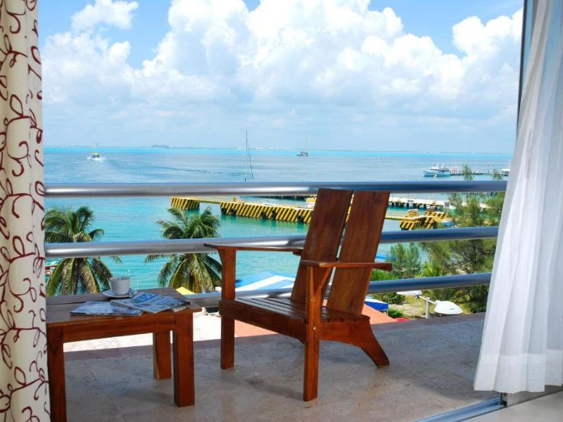 Blick aus dem Hotelfenster auf die Isla Mujeres