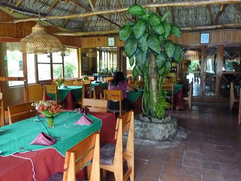 FrĂĽhstĂĽcksraum der Unterkunft in Panajachel in Guatemala