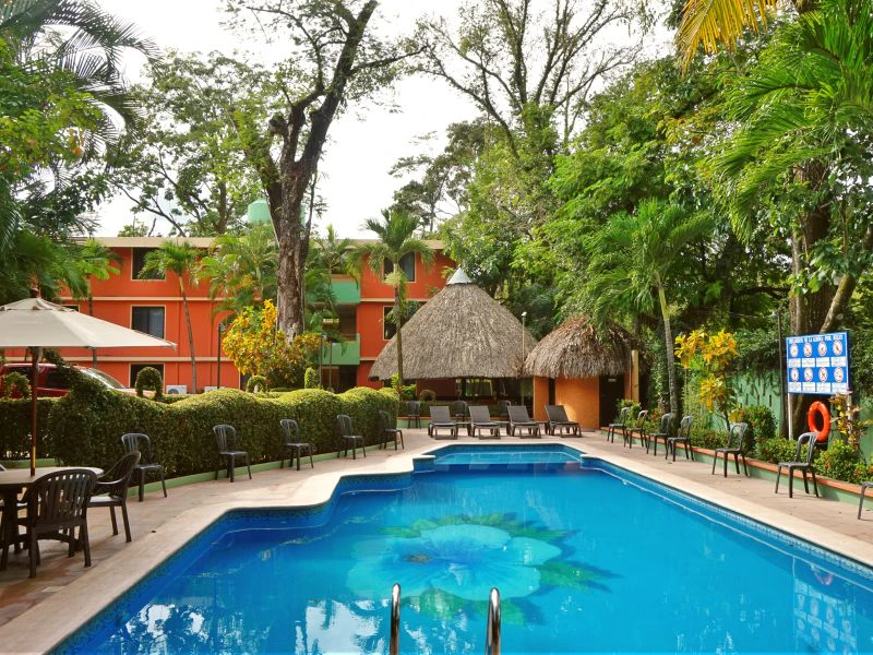 Pool im Hotel in Palenque