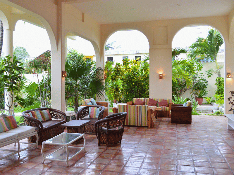 Gemütlicher Außenbereich in Puerto Morelos in Mexiko