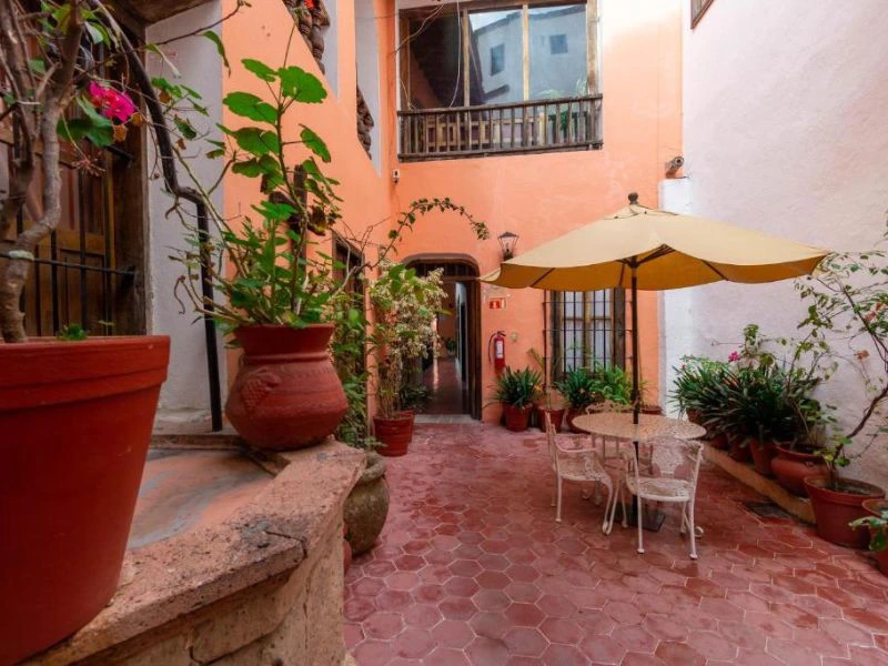 Innenhof im Hotel in Guanajuato, Mexiko