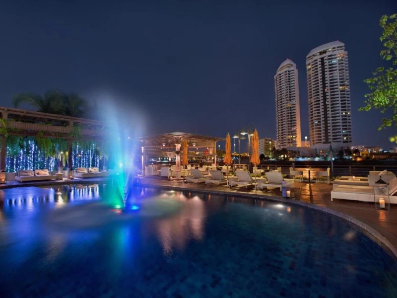 Bangkok Komfort Hotel Riva Surya View