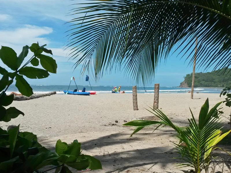 Strand mit Booten in Samara