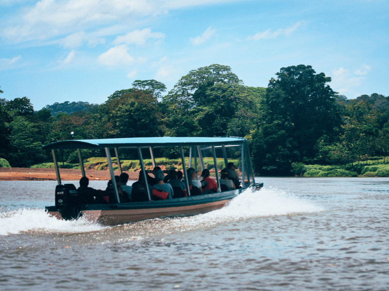 Boot in Boca Tapada in Costa Rica