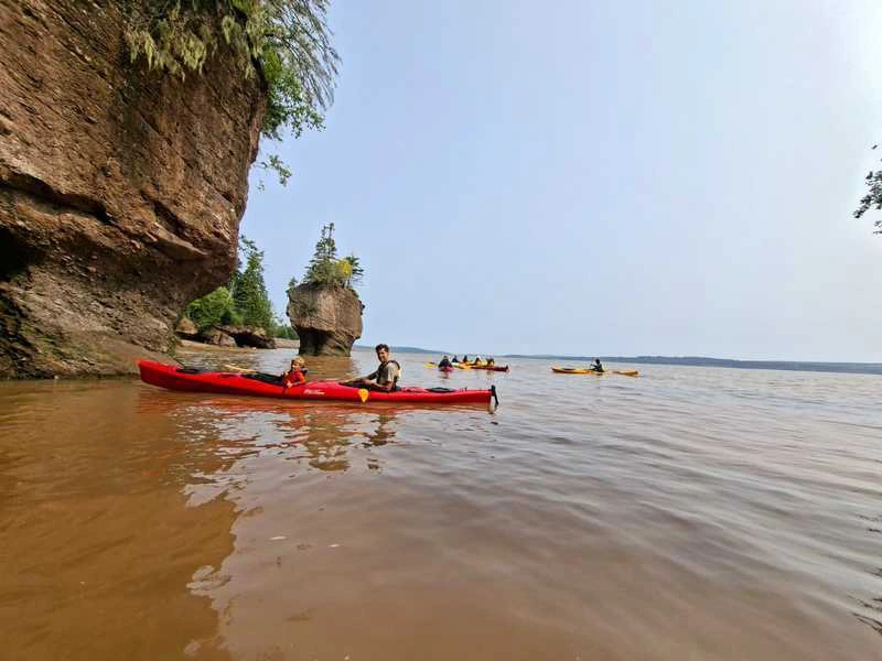 Kajaktour bei den Hopewell Rocks