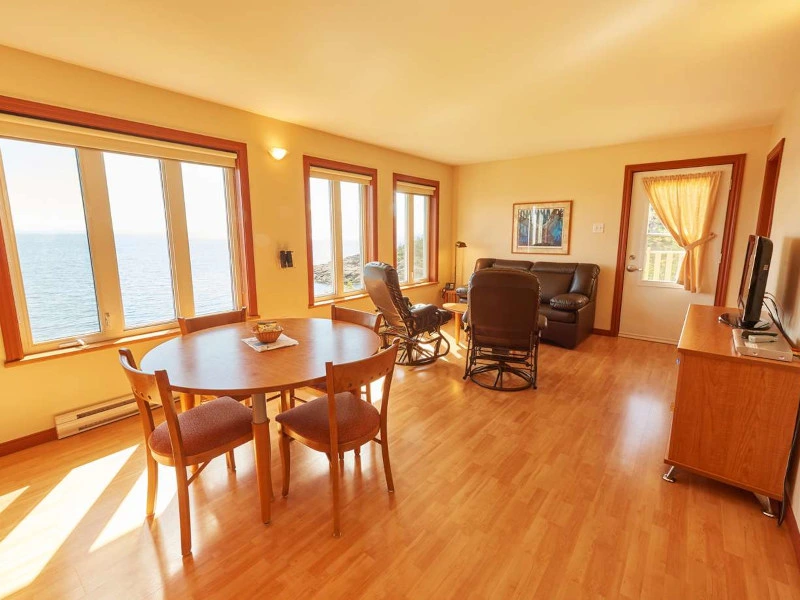 Apartment am Sankt-Lorenz-Strom in in Essipit, Kanada