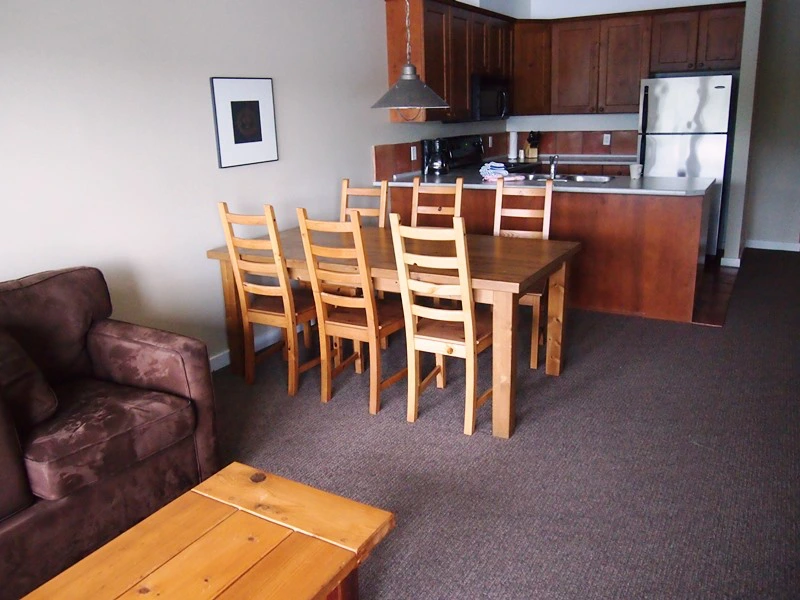 Küche im Komforthotel in Ucluelet Kanada