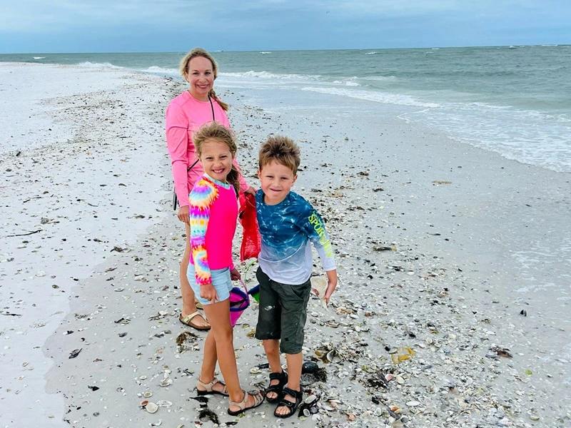 Familie am Strand von Key West