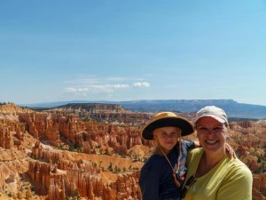 Familie vor dem Bryce Canyon