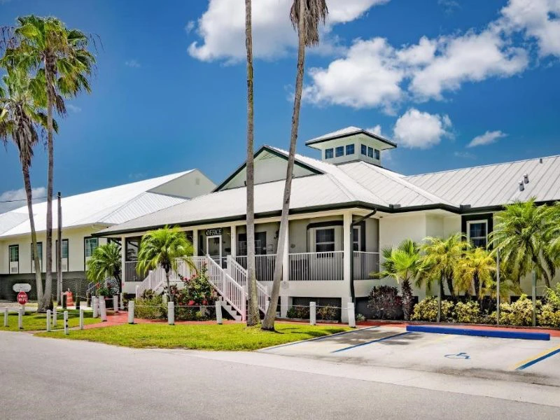 Hotel Everglades City