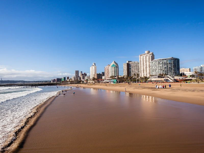 Strand vor Durban Südafrika