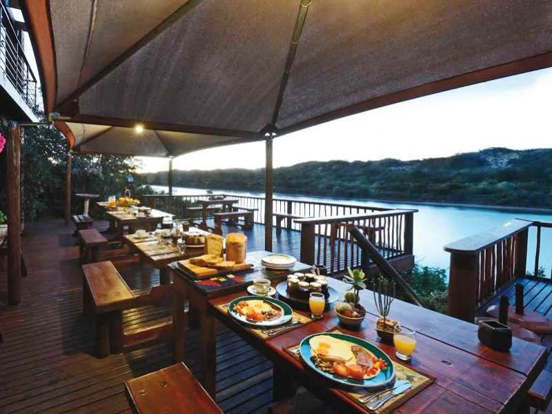 Upgrade Hotel Addo Fluss Südafrika