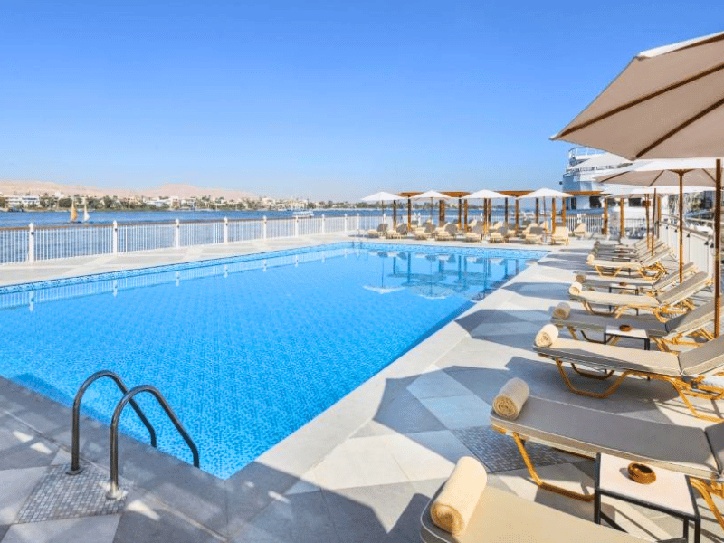 Ägypten Luxor Hotel an der Ostküste