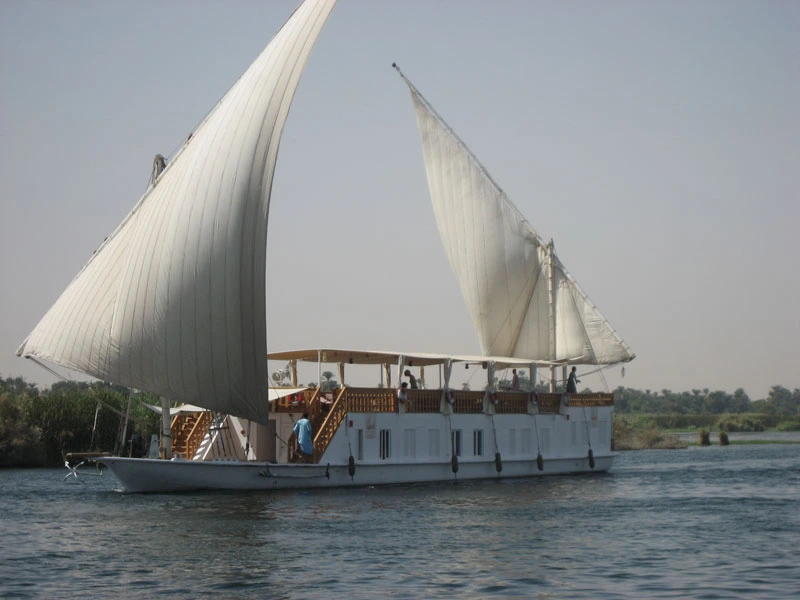 Nilkreuzfahrt mit dem Segelboot bei Dahab.