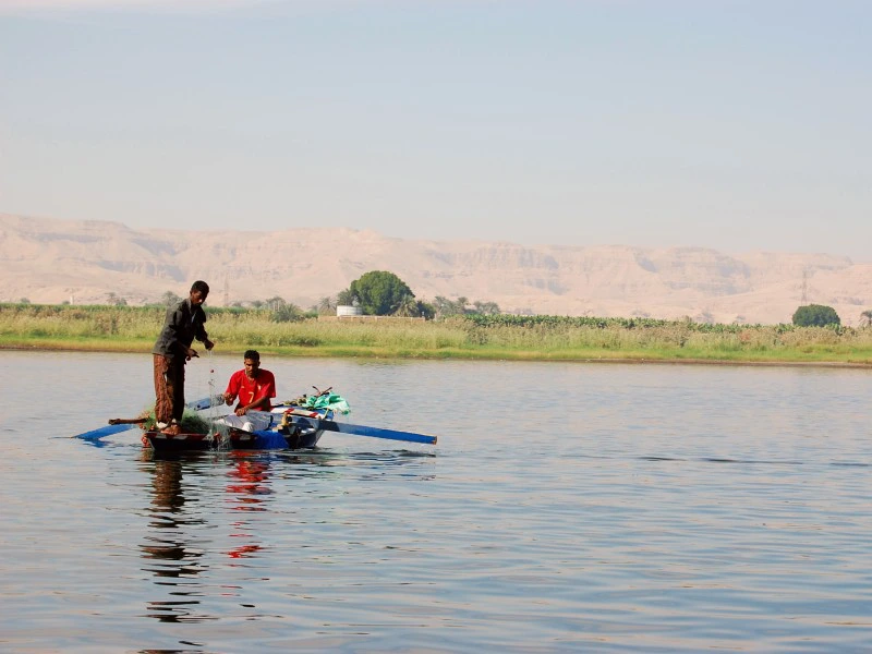 Nil in Luxor Ägypten