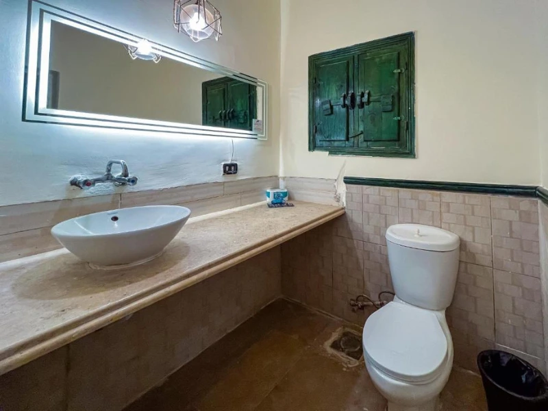 Badezimmer des Komforthotels in Siwa, Ägypten
