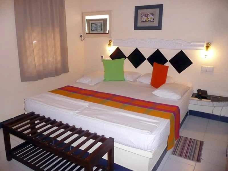 Bett im Hotel in Negombo in Sri Lanka