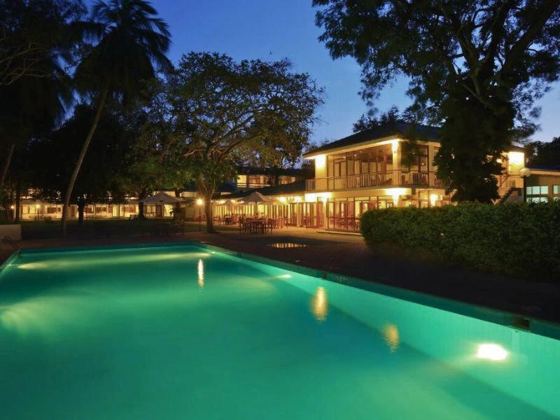 Pool vom Hotel in Anuradhapura in Sri Lanka