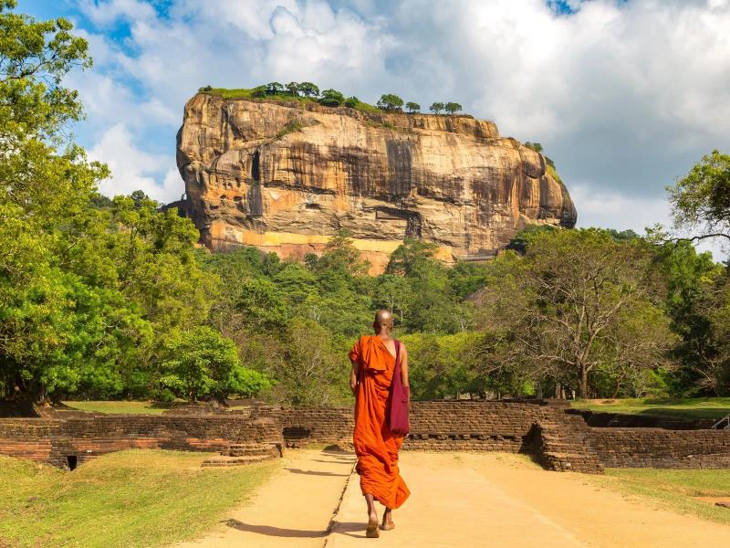 Moench in Sigiriya in Sri Lanka