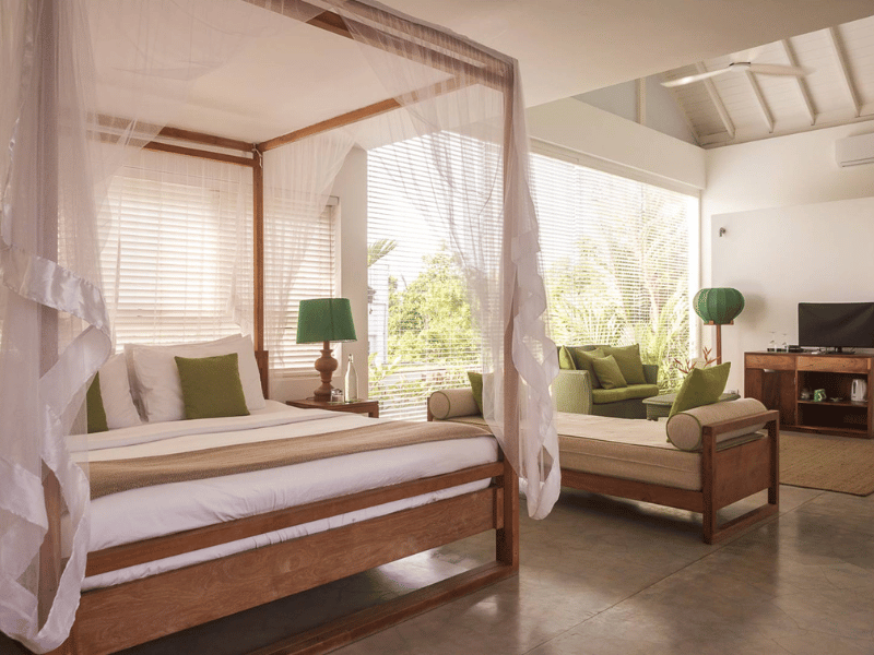 Zimmer im komfortablen Hotel in Mirissa, Sri Lanka