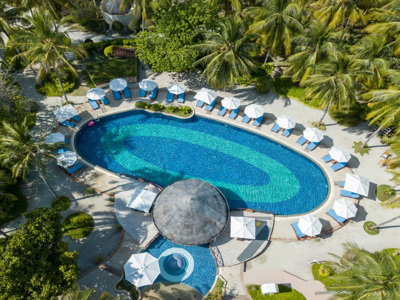 Pool im Standard Hotel auf den Malediven