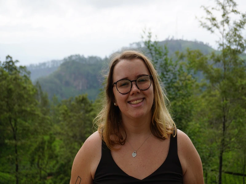 Reisespezialistin Angelina