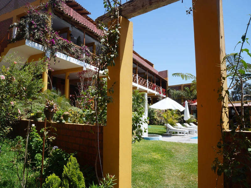 Entspannen in der Unterkunft in Paracas in Peru