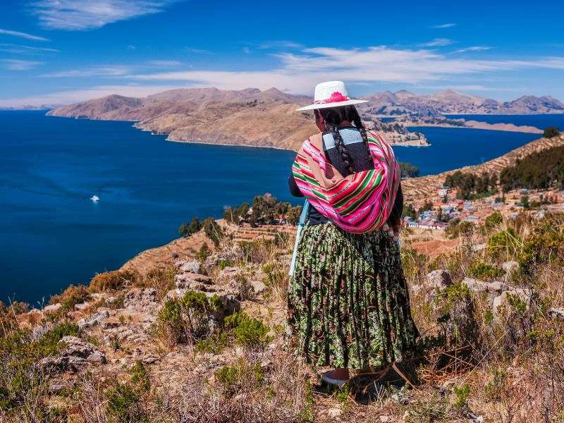 Locals am Titicacasee in Peru