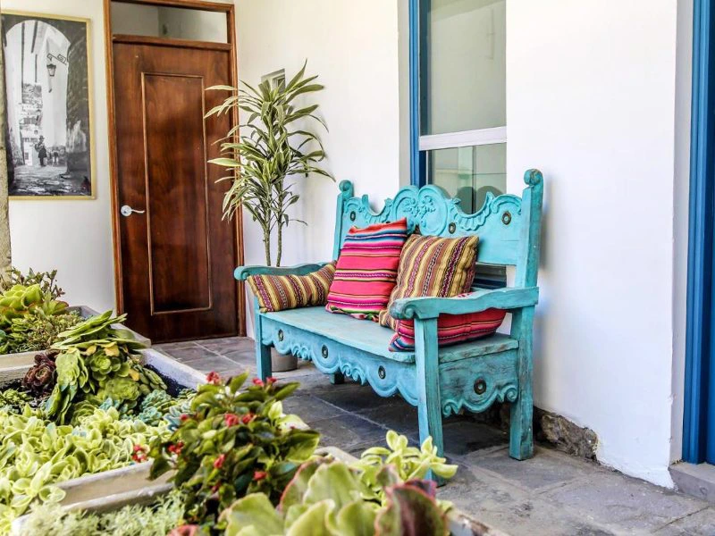 Bank im Hotel in Cusco in Peru