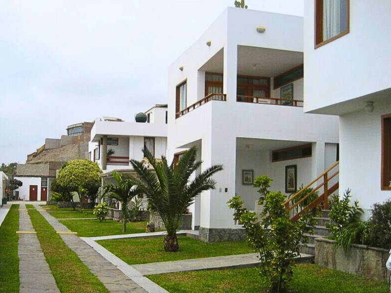 Garten vom Hotel in Huanchaca in Peru