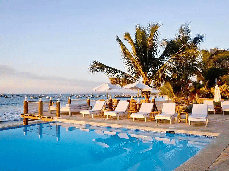 Pool im Hotel in Mancora in Peru
