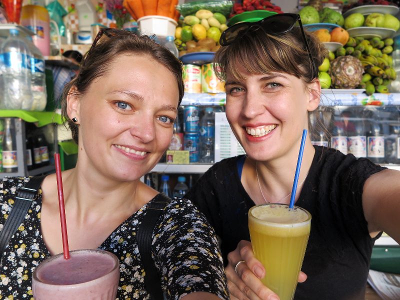 Smoothies trinken in Sucre