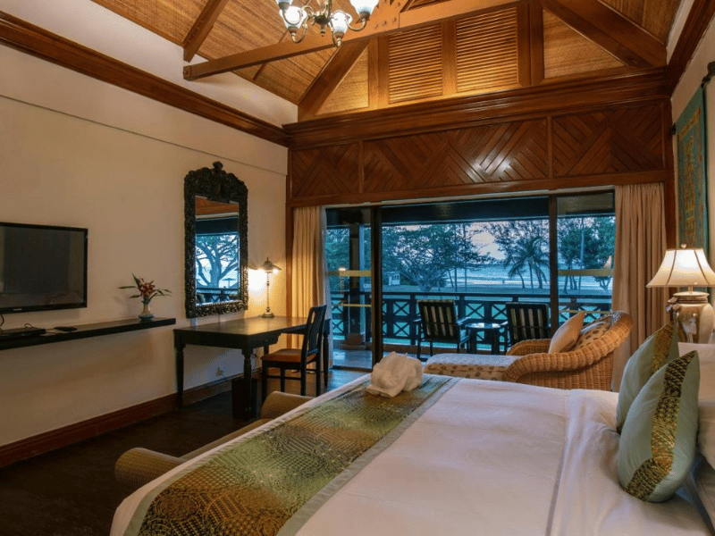 Zimmer im Strandhotel in Kota Kinabalu, Borneo