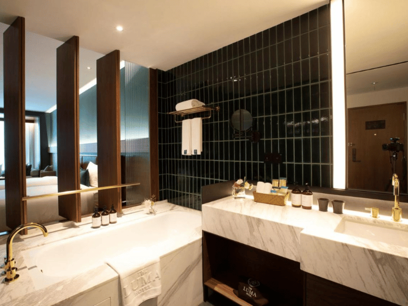 Badezimmer im Kota Kinabalu Hotel, Borneo