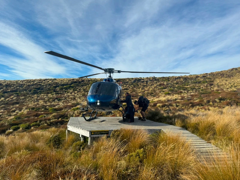 Helikopter landet am Kepler Track